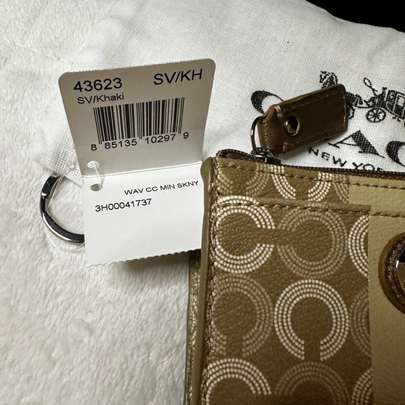 New Coach Authentic Logo Khaki Card/Coin MiniSkinny Carrier w/Attached Key Chain - Picture 6 of 8